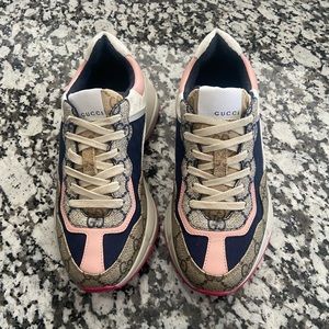 Gucci rhyton sneakers with original box & dust bag